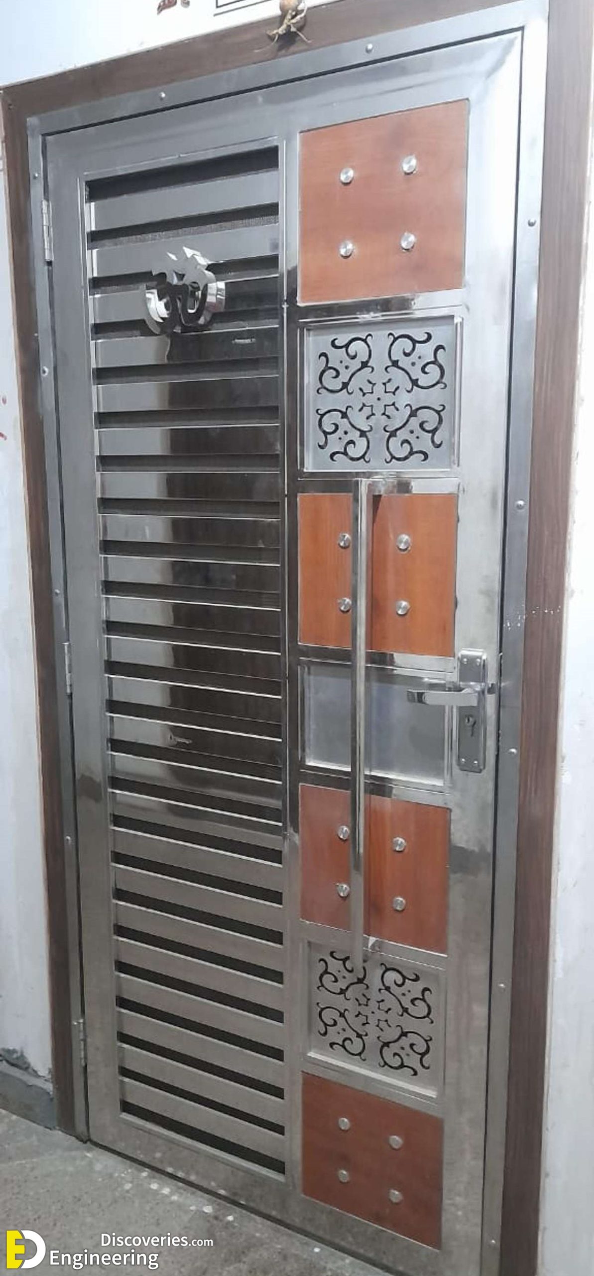 18-engineering-discoveries-step-into-luxury-front-iron-gate-designs-that-redefine-home-entrances-scaled.jpg