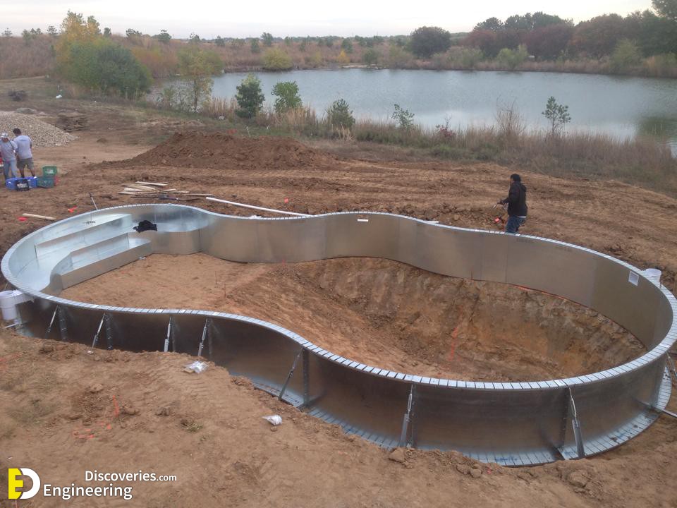 19-engineering-discoveries-from-groundwork-to-glory-332B-epic-photos-of-an-rcc-swimming-pool-under-construction.jpg