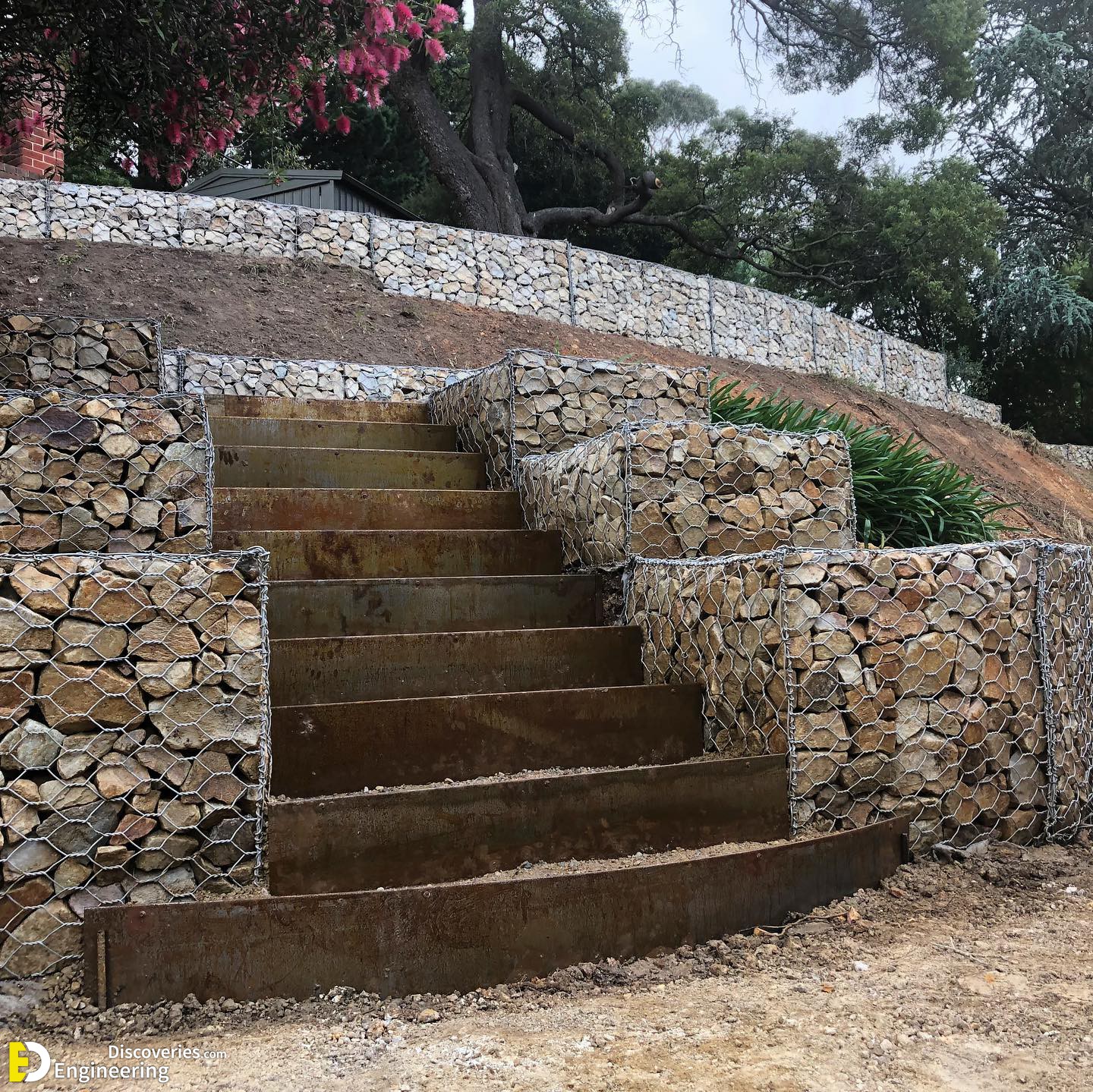 36-engineering-discoveries-building-beauty-transform-your-space-with-gabion-wall-projects.jpg