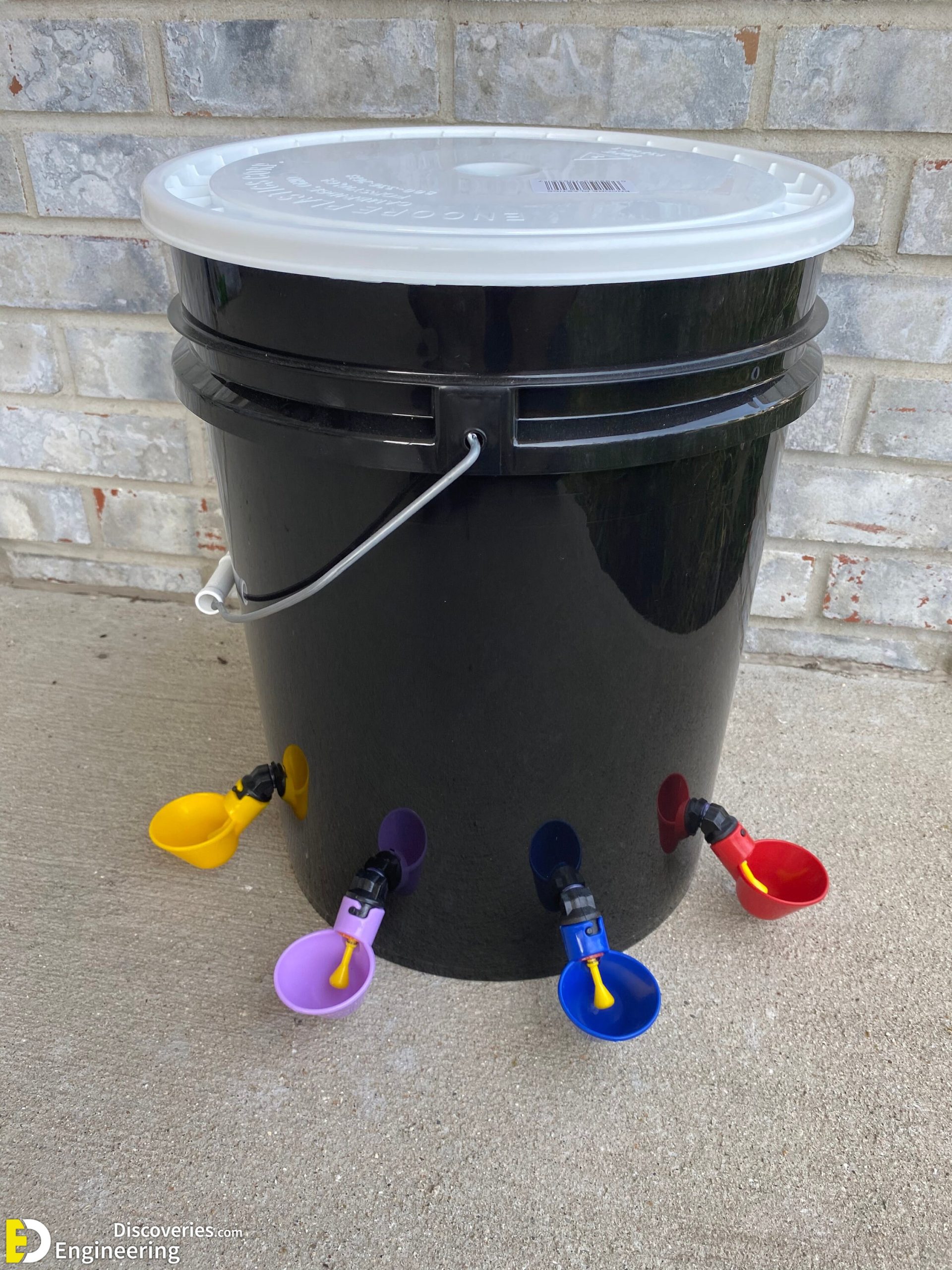 36-engineering-discoveries-diy-pvc-chicken-feeders-an-affordable-and-efficient-chicken-coop-solution-scaled.jpg