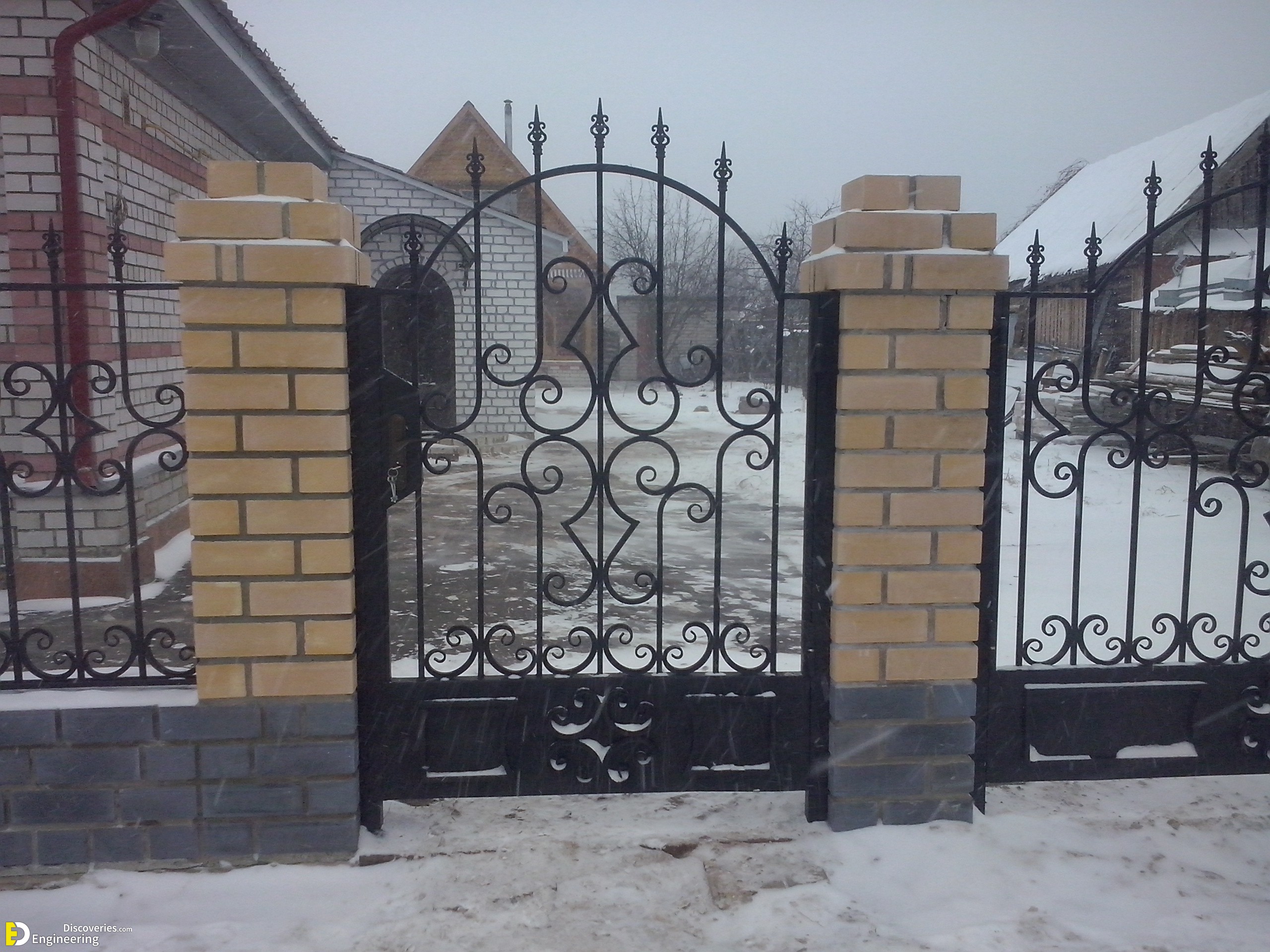 37-engineering-discoveries-step-into-luxury-front-iron-gate-designs-that-redefine-home-entrances.jpg