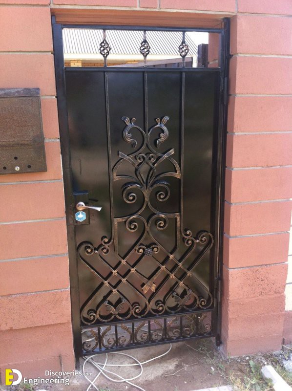 4-engineering-discoveries-step-into-luxury-front-iron-gate-designs-that-redefine-home-entrances.jpg