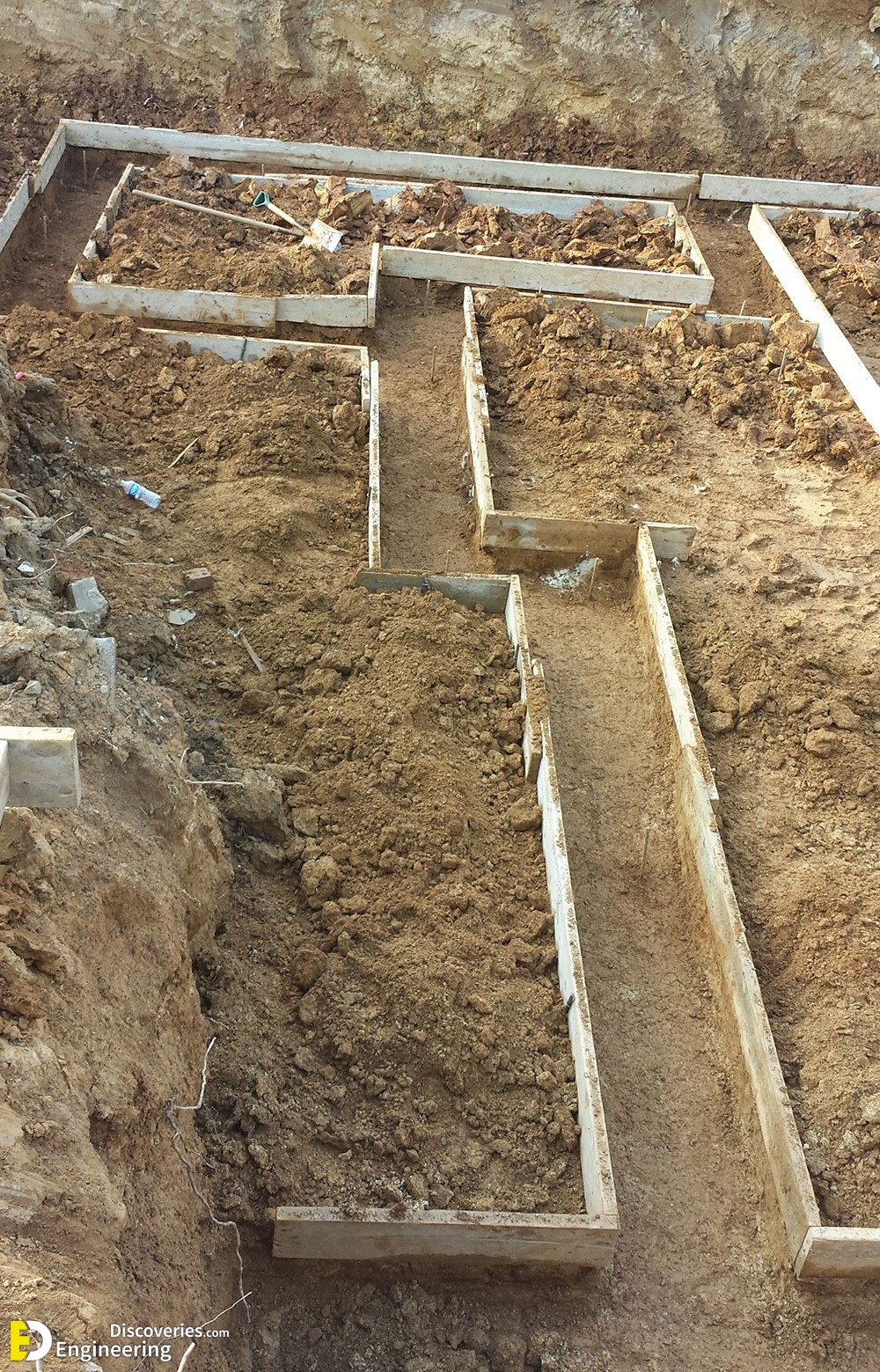 11-engineering-discoveries-foundation-construction-excavating-earthwork-for-foundation-structures.jpg