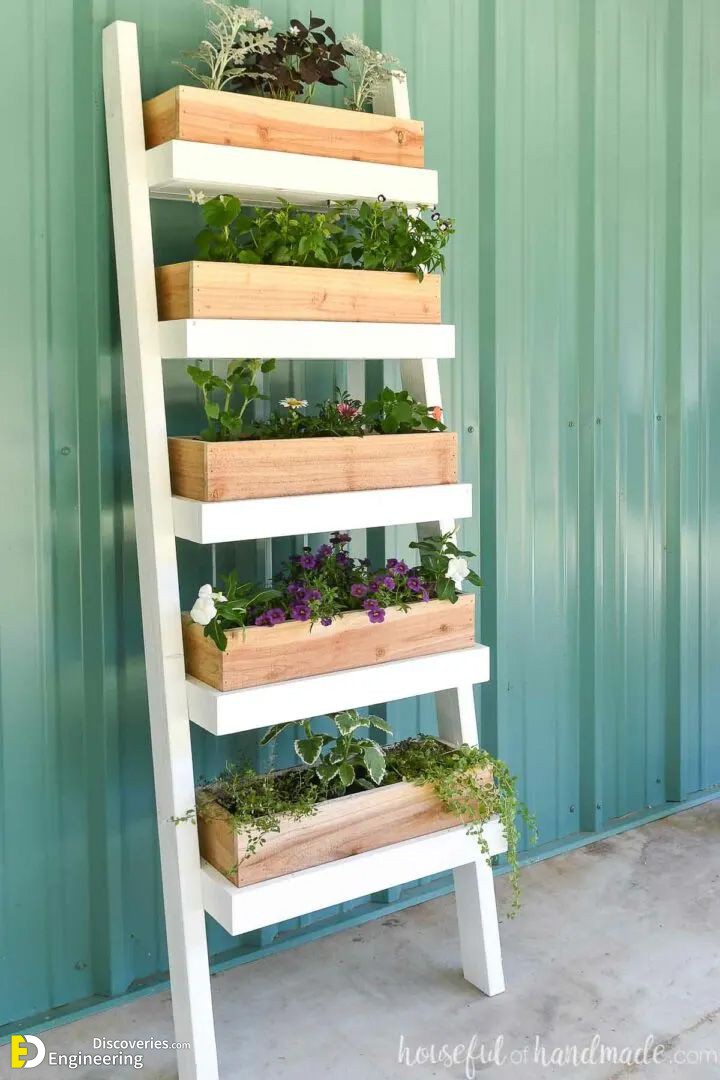 14-engineering-discoveries-272B-creative-ways-to-elevate-your-walls-and-fences.jpg