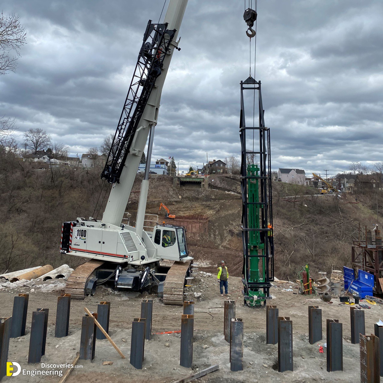 22-engineering-discoveries-building-bridges-302B-photos-of-structure-bridge-under-construction.jpg