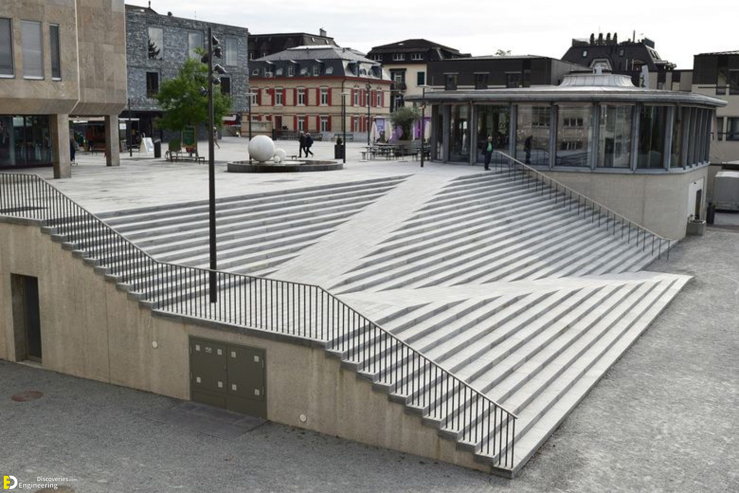 28-engineering-discoveries-different-ideas-and-solutions-for-integrating-ramps-with-stairs.jpg
