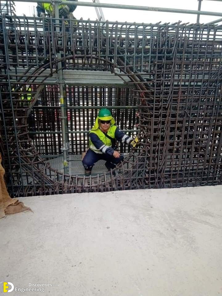 8-engineering-discoveries-422B-photos-capture-the-results-of-the-construction-sites-employees.jpg