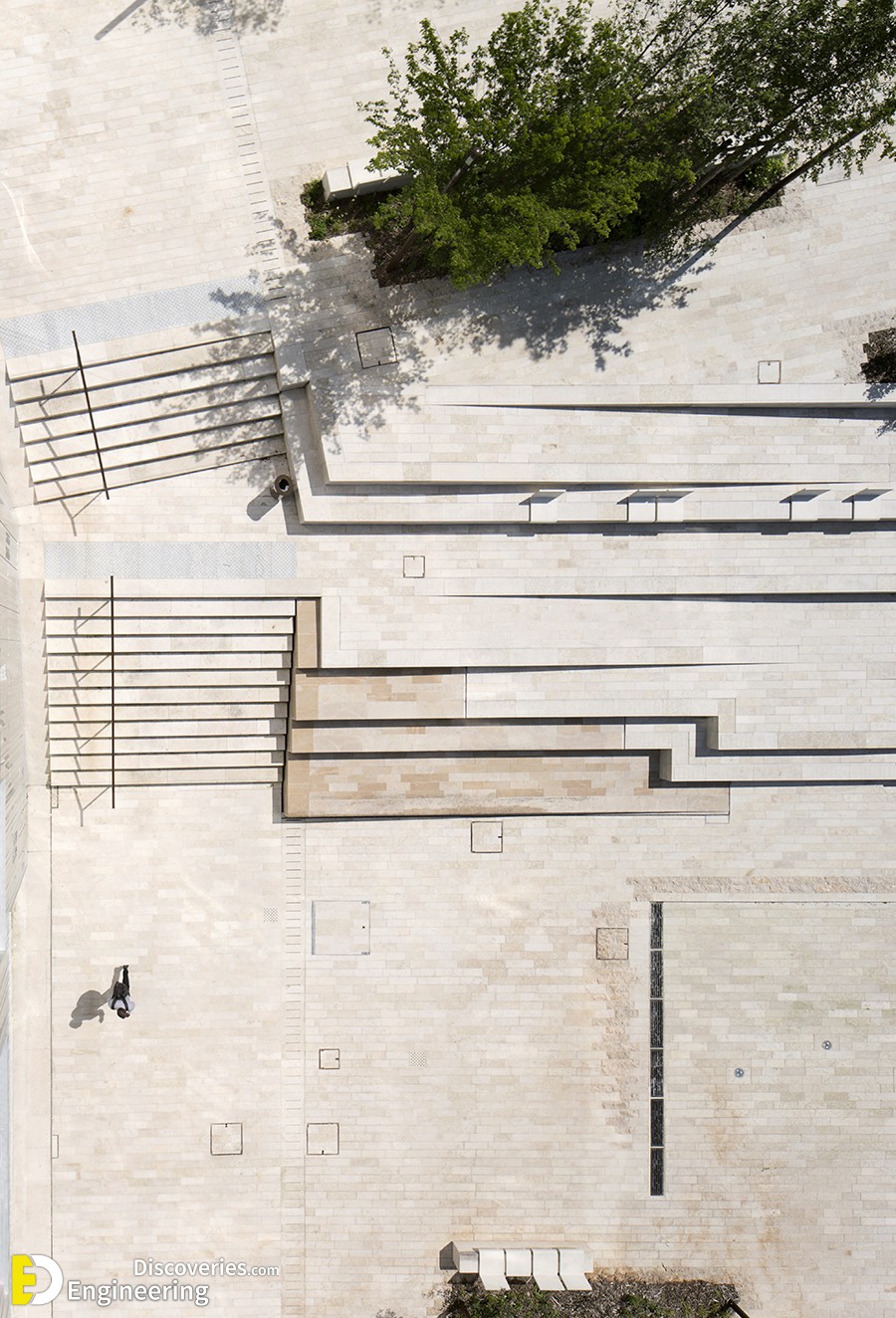 8-engineering-discoveries-different-ideas-and-solutions-for-integrating-ramps-with-stairs.jpg