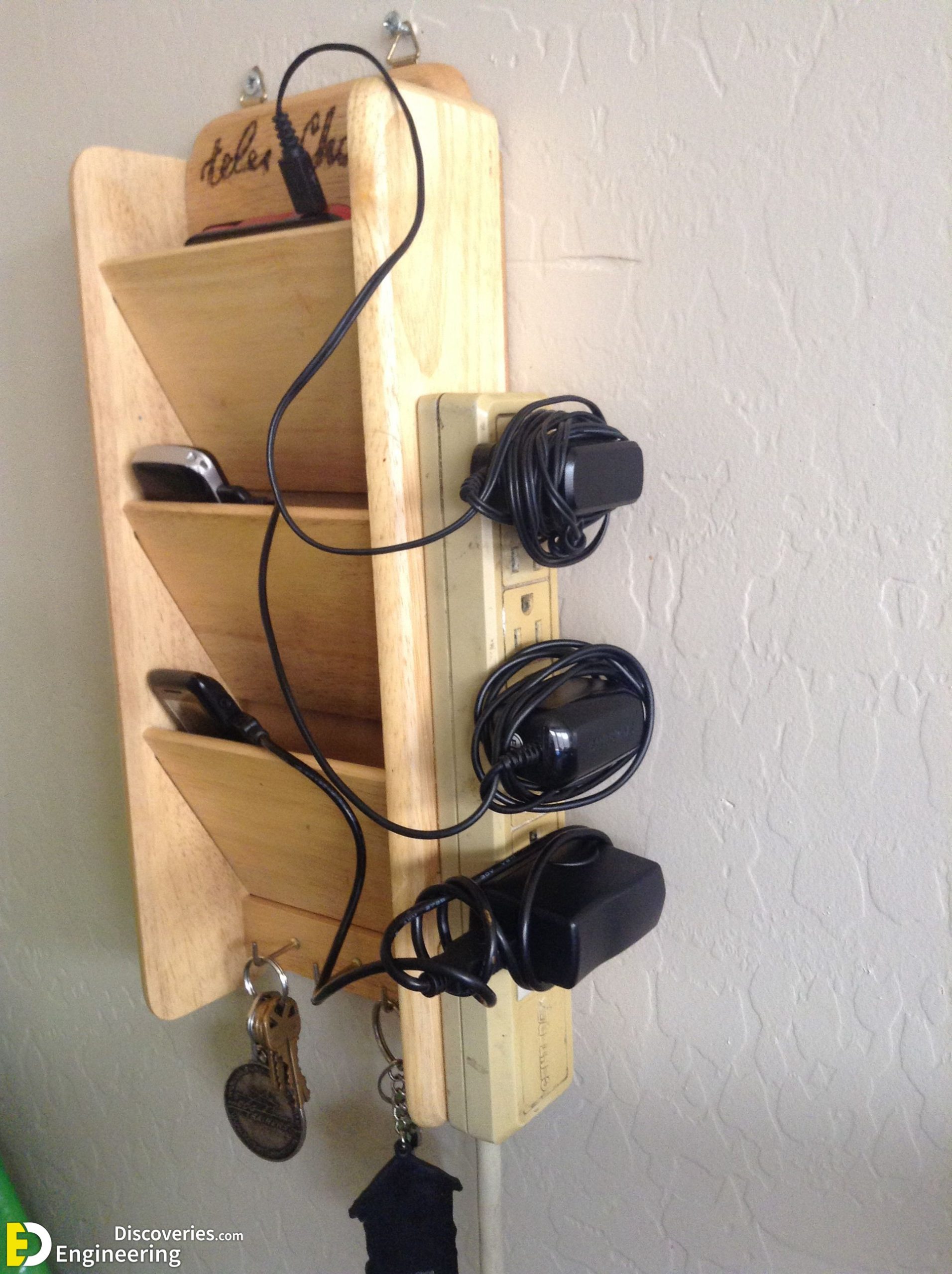 14-engineering-discoveries-creative-and-functional-furniture-ideas-to-organize-tools1-scaled.jpg
