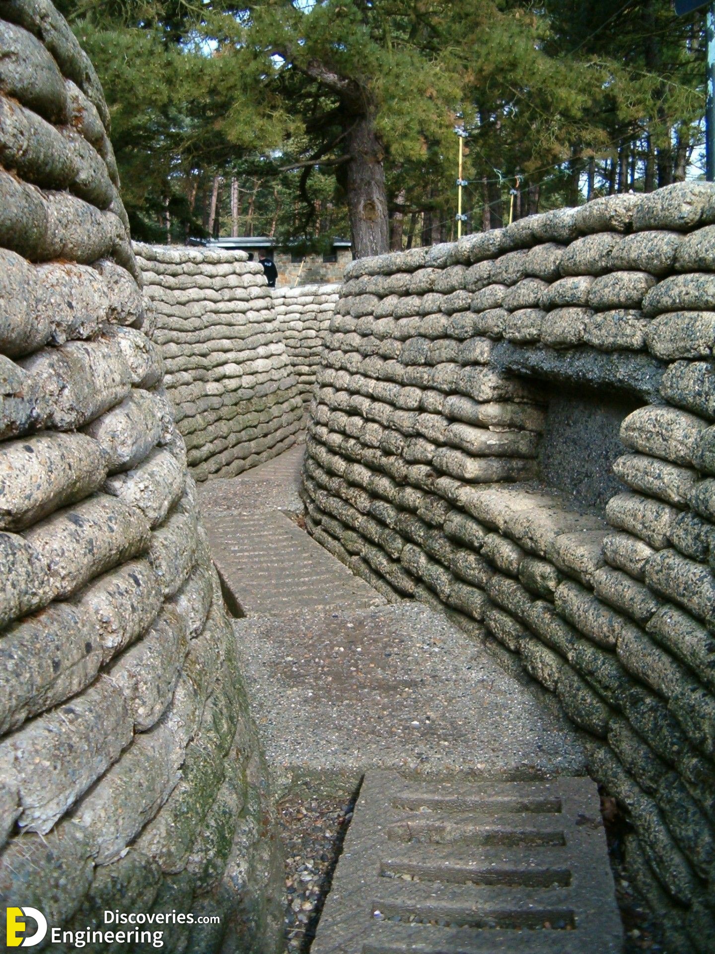 18-engineering-discoveries-452B-images-to-help-you-better-understand-different-types-of-retaining-walls-in-construction.jpg