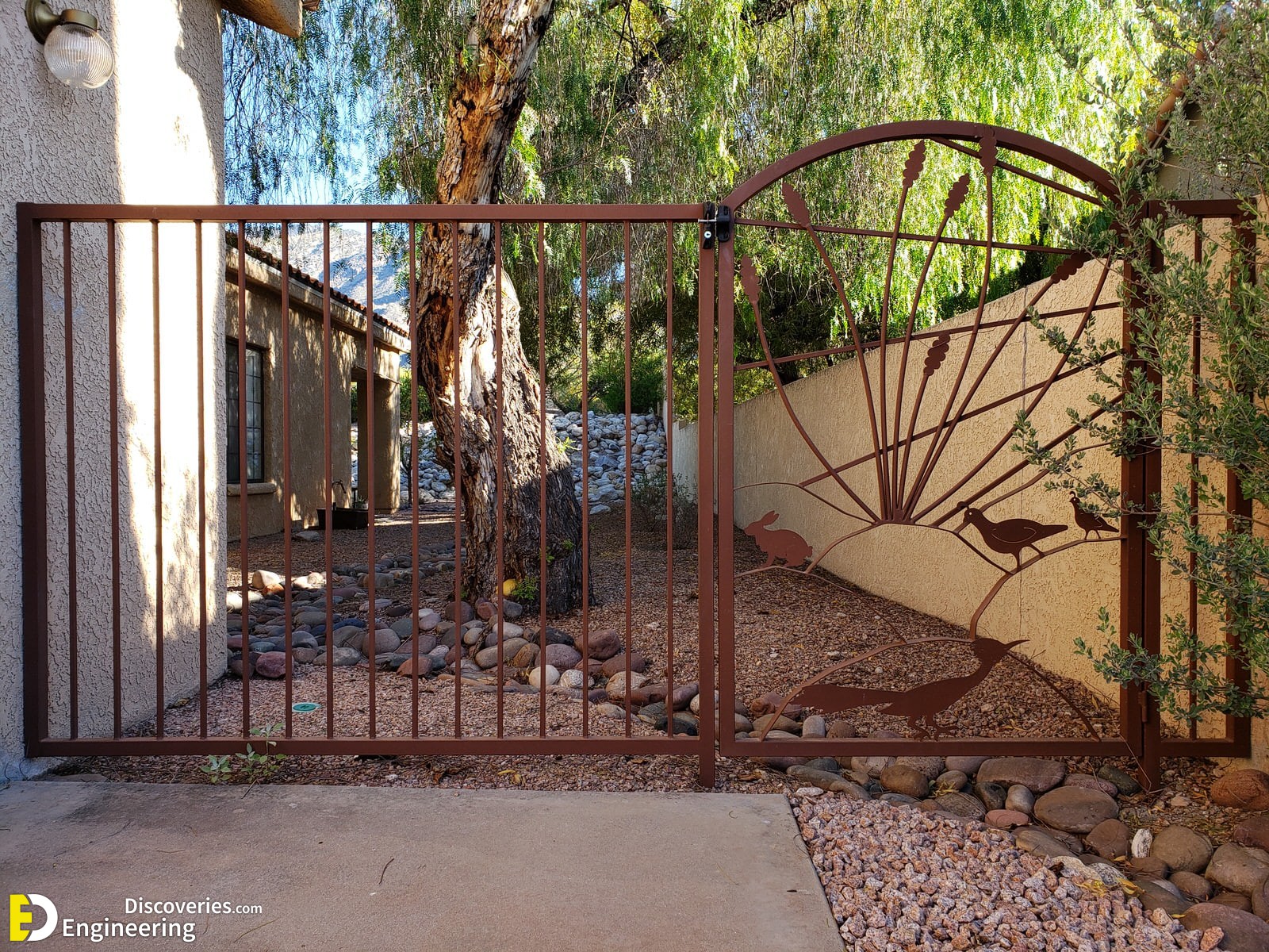 19-engineering-discoveries-302B-amazing-main-iron-gate-designs-that-redefine-home-entrances.jpg