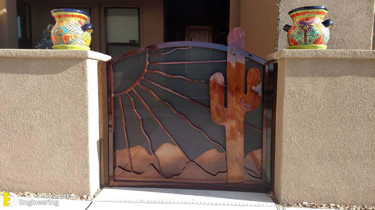 20-engineering-discoveries-302B-amazing-main-iron-gate-designs-that-redefine-home-entrances.jpg