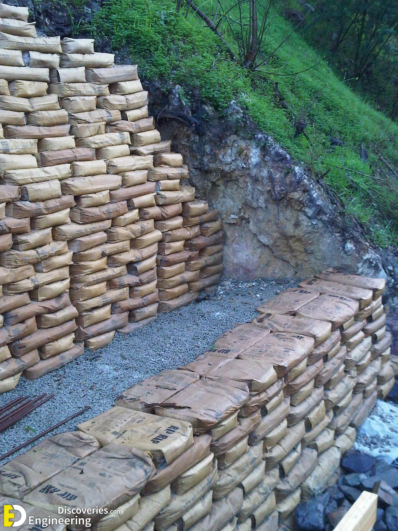 20-engineering-discoveries-452B-images-to-help-you-better-understand-different-types-of-retaining-walls-in-construction.jpg