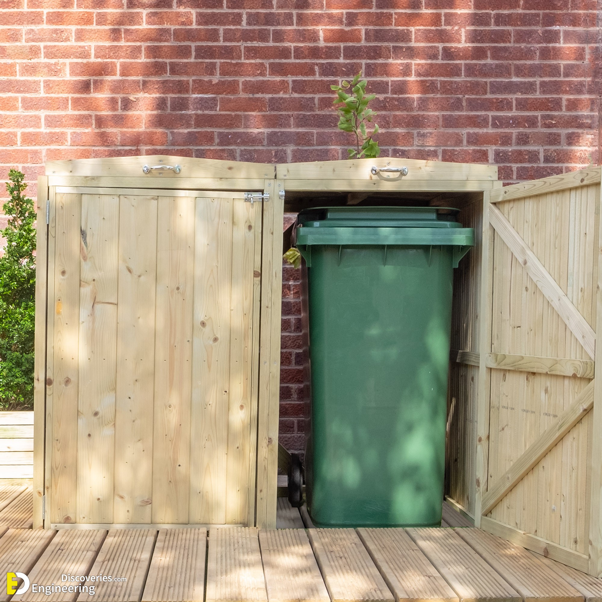 22-engineering-discoveries-322B-smart-ways-to-hide-your-outdoor-trash-can.jpg