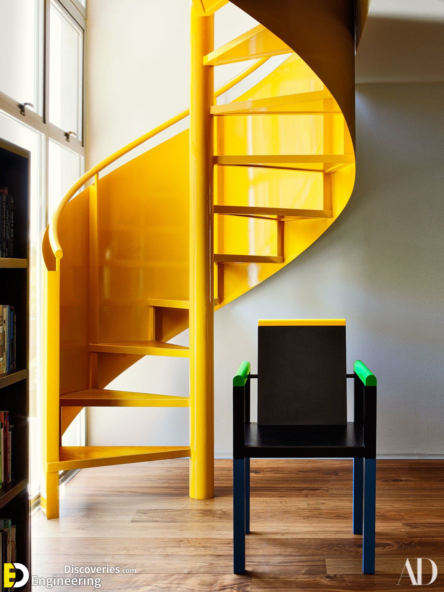 26-engineering-discoveries-272B-photos-of-iron-spiral-stairs-under-construction.jpg