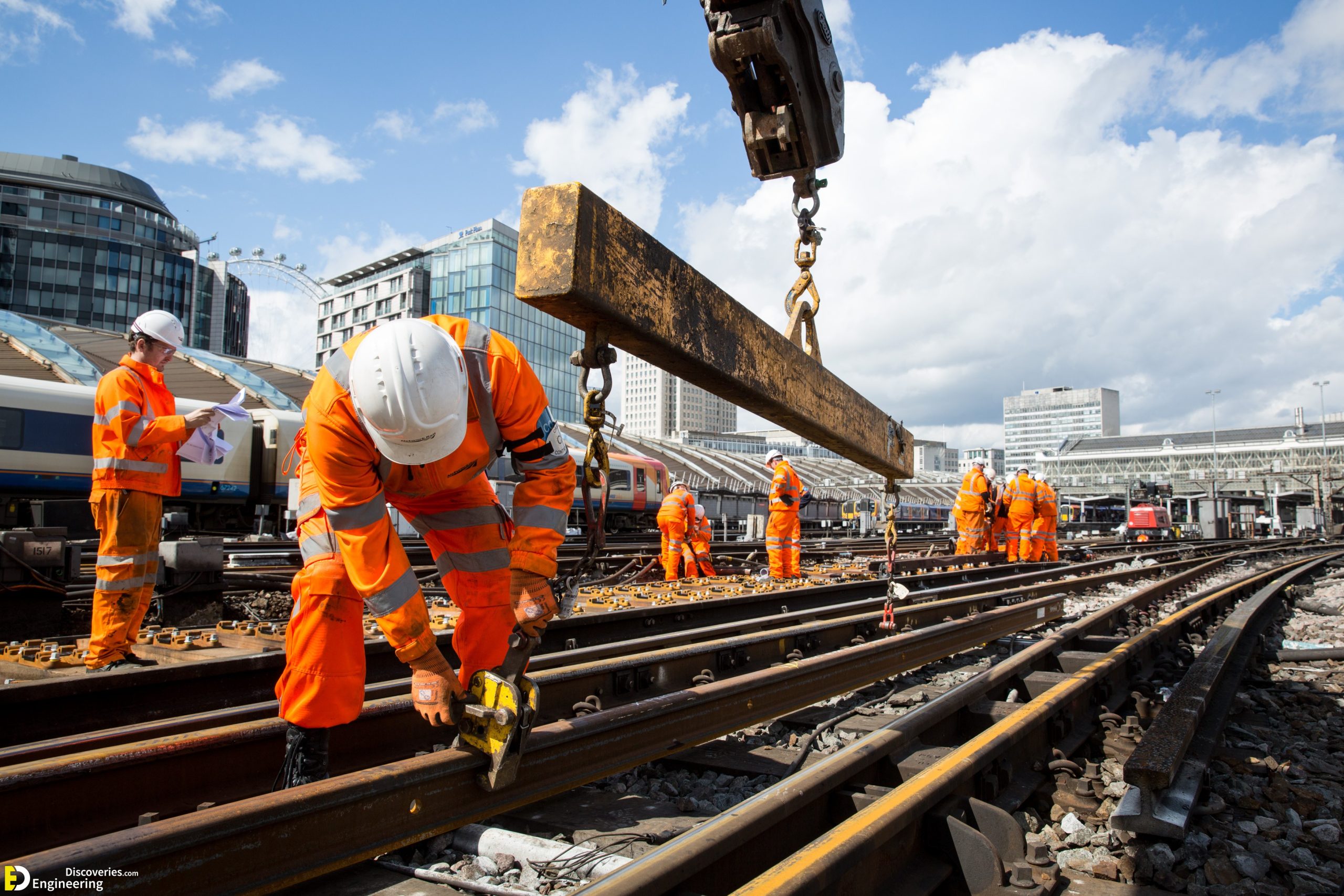 27-engineering-discoveries-322B-photos-of-railway-under-construction-scaled.jpg