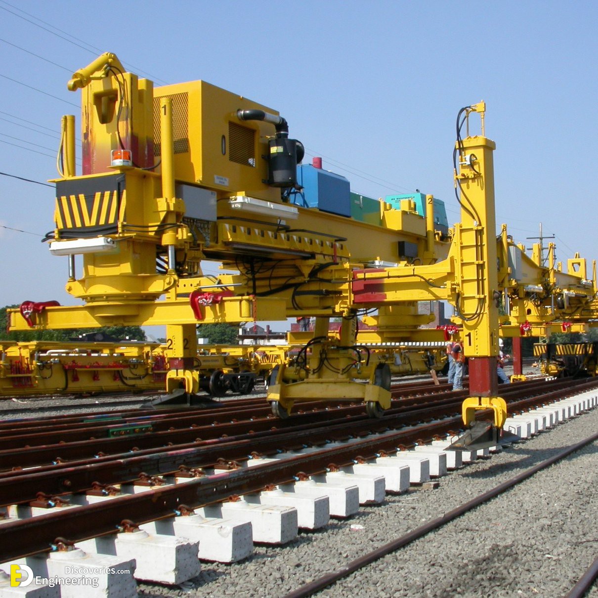 29-engineering-discoveries-322B-photos-of-railway-under-construction.jpg