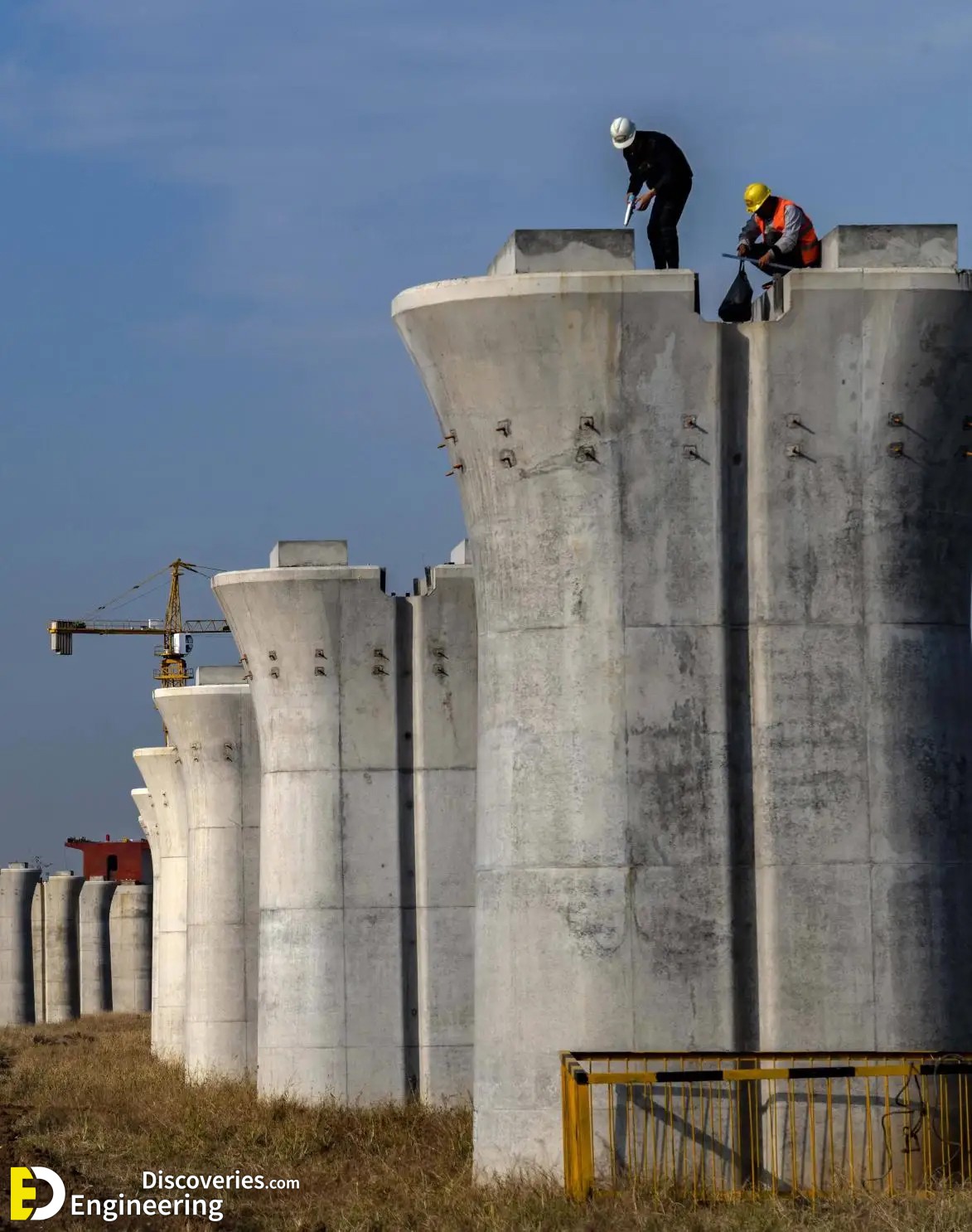 7-engineering-discoveries-322B-photos-of-railway-under-construction.jpg