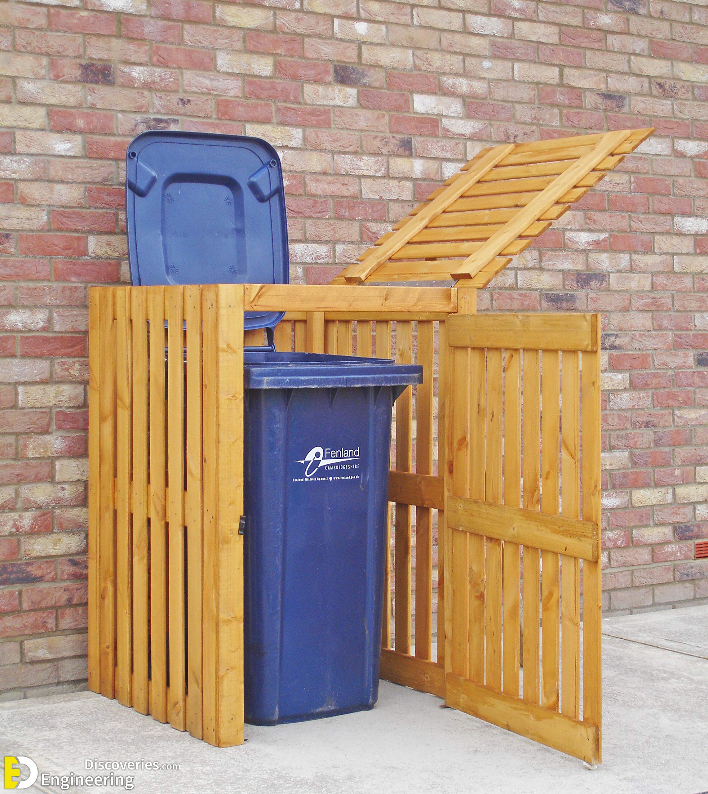 7-engineering-discoveries-322B-smart-ways-to-hide-your-outdoor-trash-can.jpg