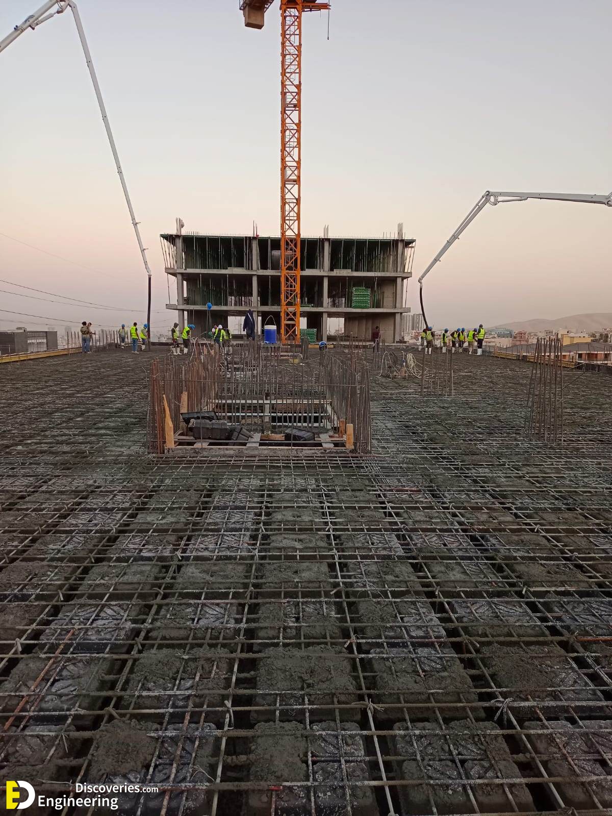 15-engineering-discoveries-452B-mesmerizing-construction-photos-showcasing-reinforced-concrete-structures.jpg