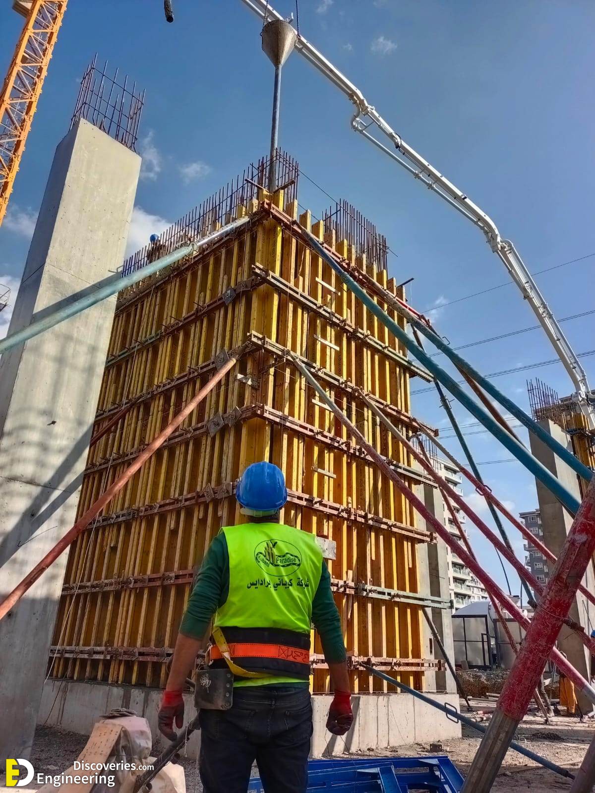 19-engineering-discoveries-452B-mesmerizing-construction-photos-showcasing-reinforced-concrete-structures.jpg