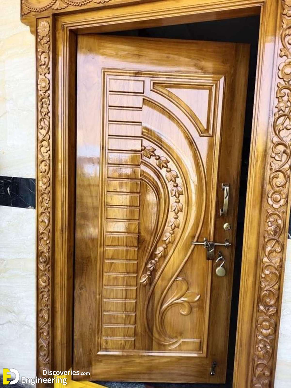 21-engineering-discoveries-amazing-front-door-entranceideas-to-help-your-home-stand-out-.jpeg
