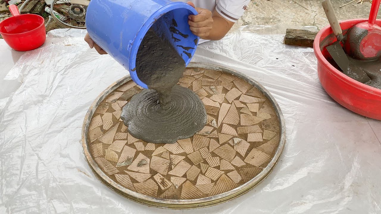 23-engineering-discoveries-how-to-make-beautiful-decorative-plant-pots-from-plastic-bottles-and-cement-.jpg