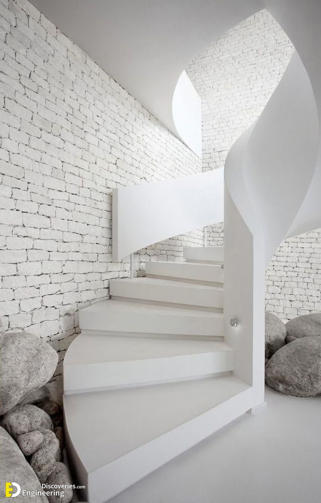 24-engineering-discoveries-step-into-luxury-352B-stunning-stair-designs-that-redefine-interior-elegance.jpg