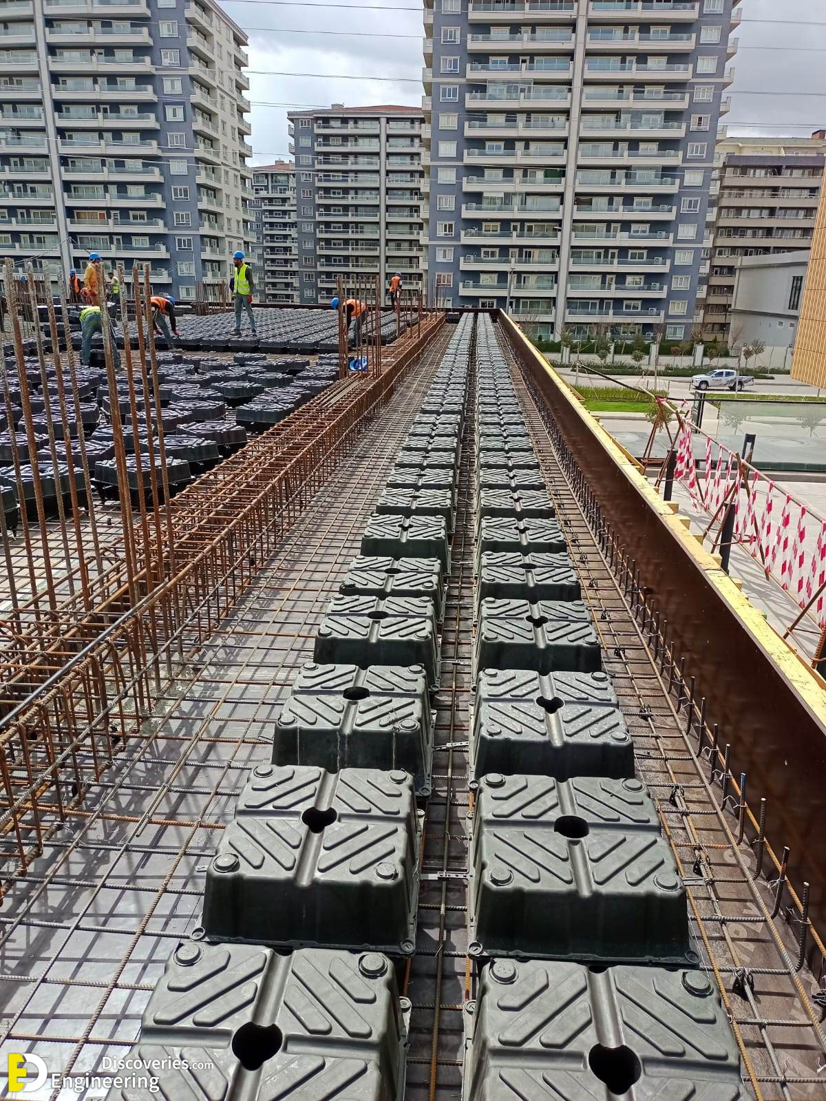 28-engineering-discoveries-452B-mesmerizing-construction-photos-showcasing-reinforced-concrete-structures.jpg