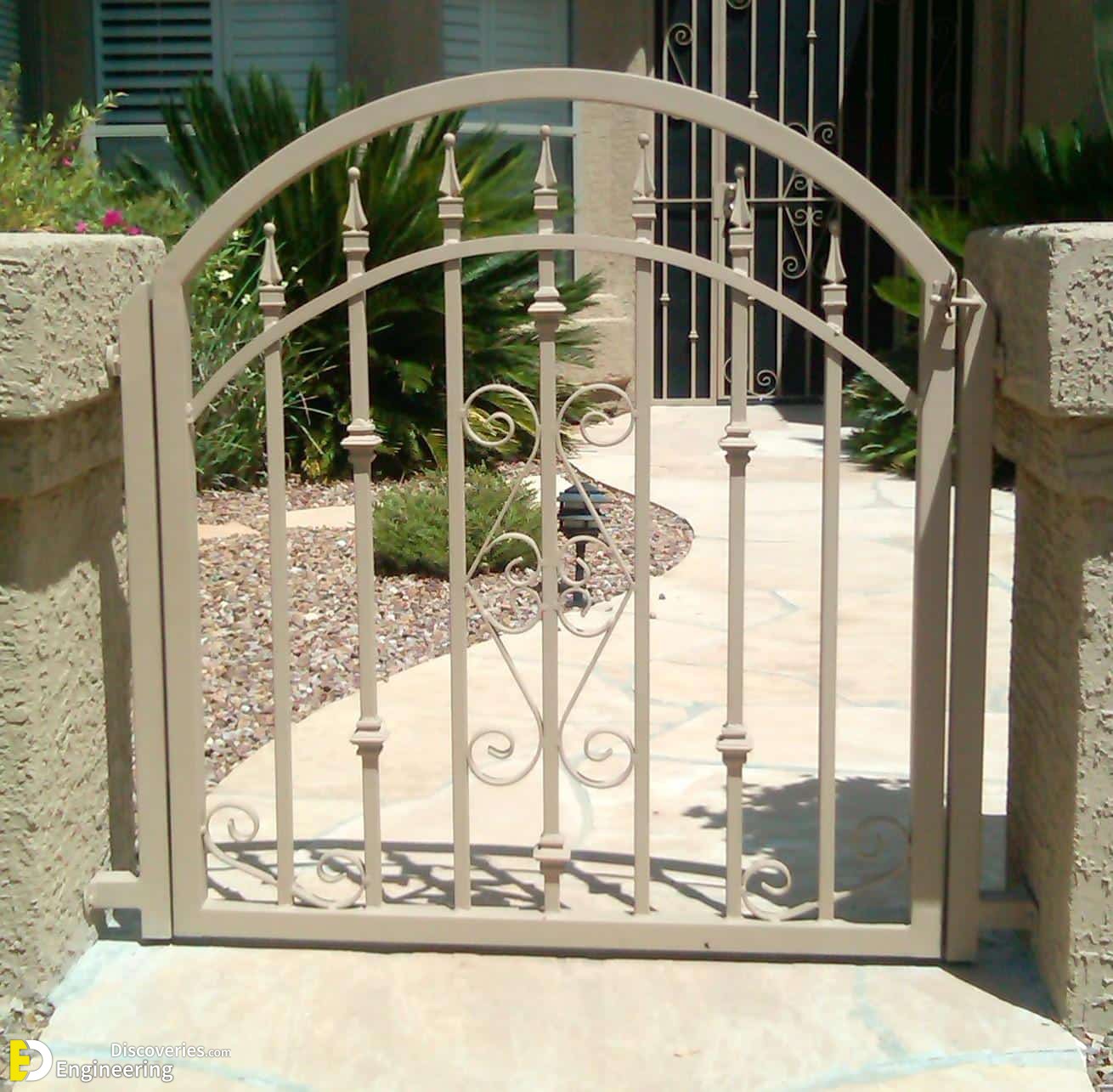 35-engineering-discoveries-iron-elegance-merging-security-and-style-with-the-hottest-new-modern-gate-designs.jpg