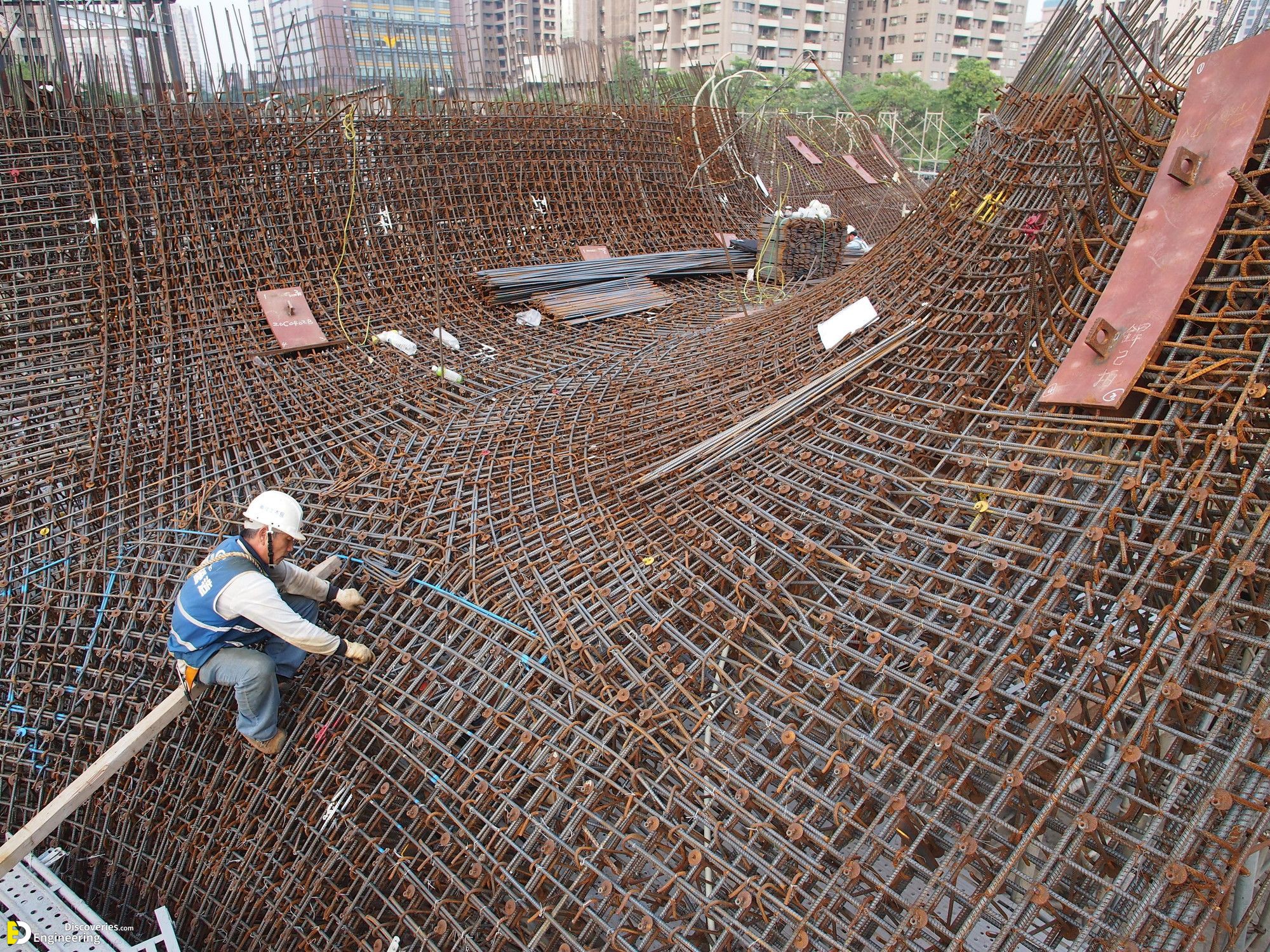 42-engineering-discoveries-452B-mesmerizing-construction-photos-showcasing-reinforced-concrete-structures.jpg