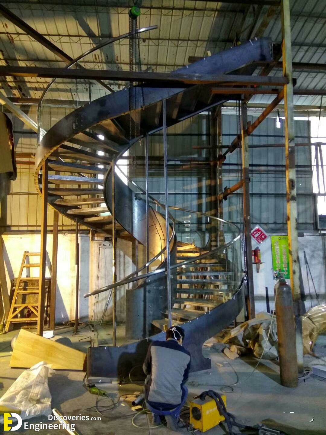 5-engineering-discoveries-302B-images-of-iron-stair-projects.jpg