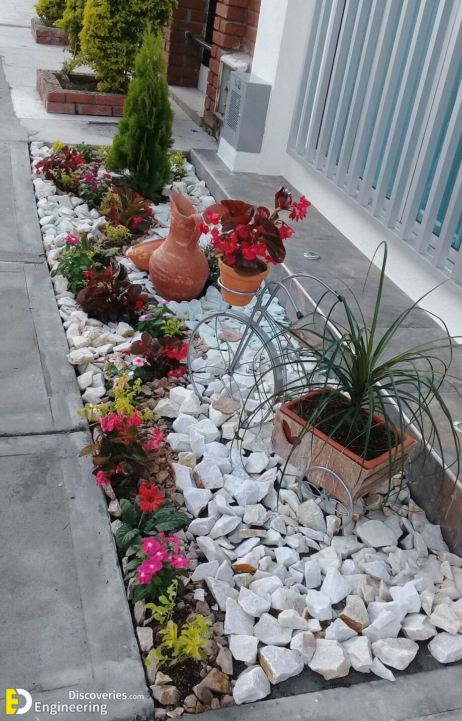 9-engineering-discoveries-spectacular-garden-decorating-ideas-with-stones.jpg