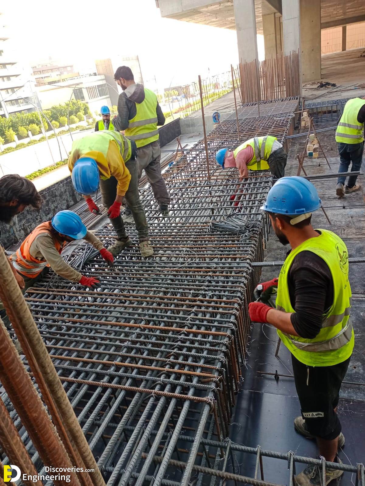1-engineering-discoveries-behind-the-hard-hats-282B-intimate-glimpses-of-workers-at-the-construction-site.jpg