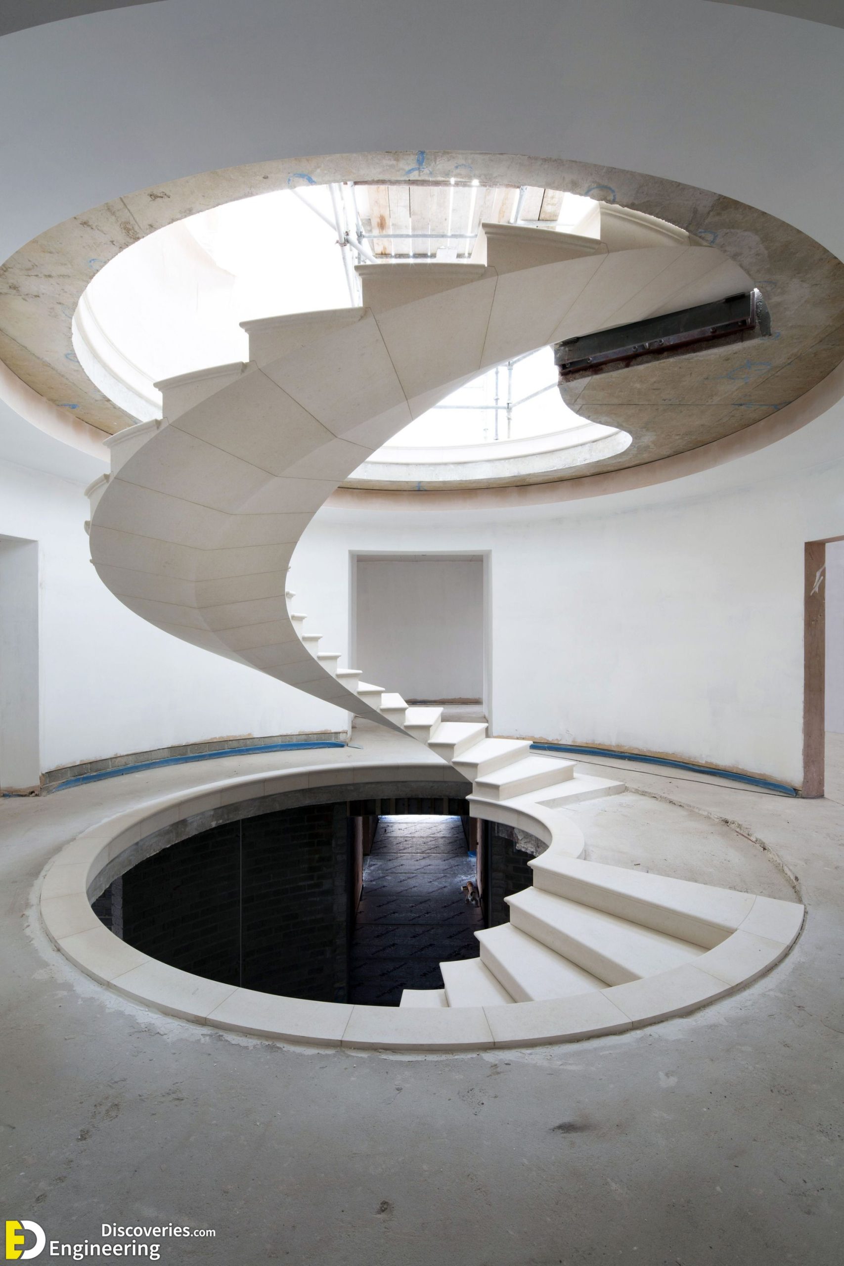 1-engineering-discoveries-step-by-step-guide-calculating-spiral-staircase-dimensions-scaled.jpg