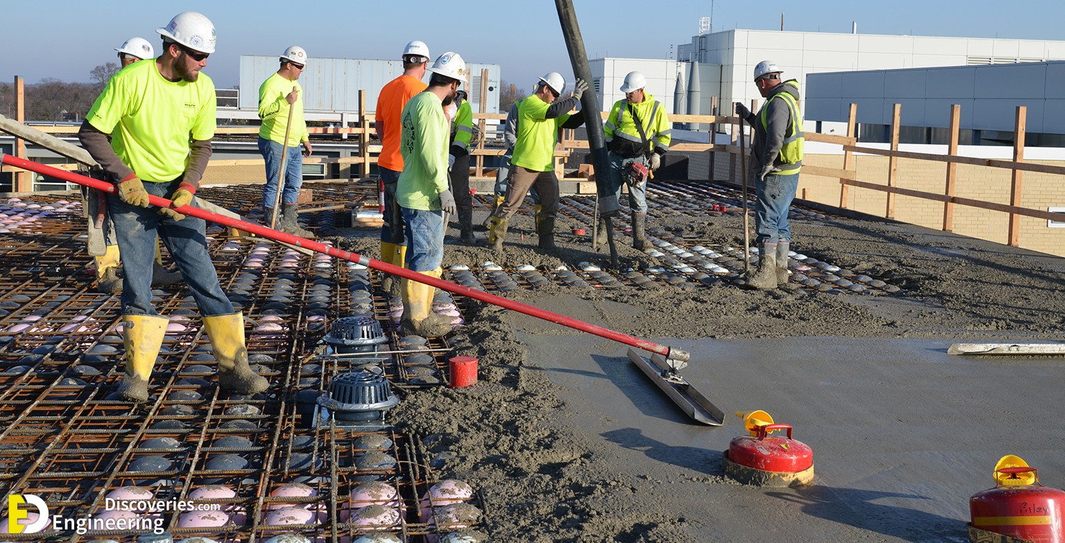 14-engineering-discoveries-behind-the-hard-hats-282B-intimate-glimpses-of-workers-at-the-construction-site.jpg
