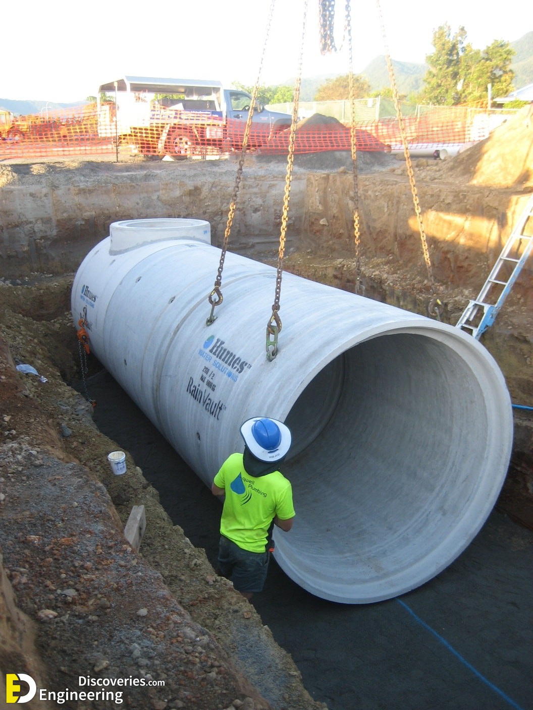 20-engineering-discoveries-how-to-install-concrete-storm-sewer-pipes.jpg