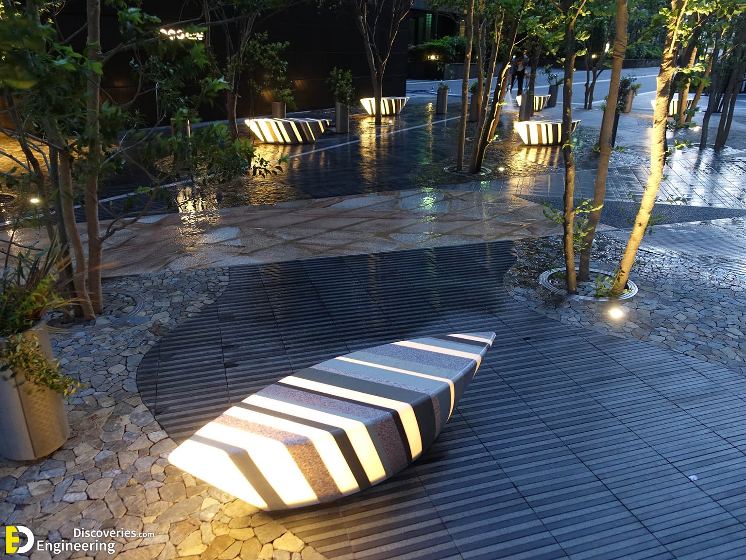 21-engineering-discoveries-innovative-street-seating-with-integrated-led-features.jpeg
