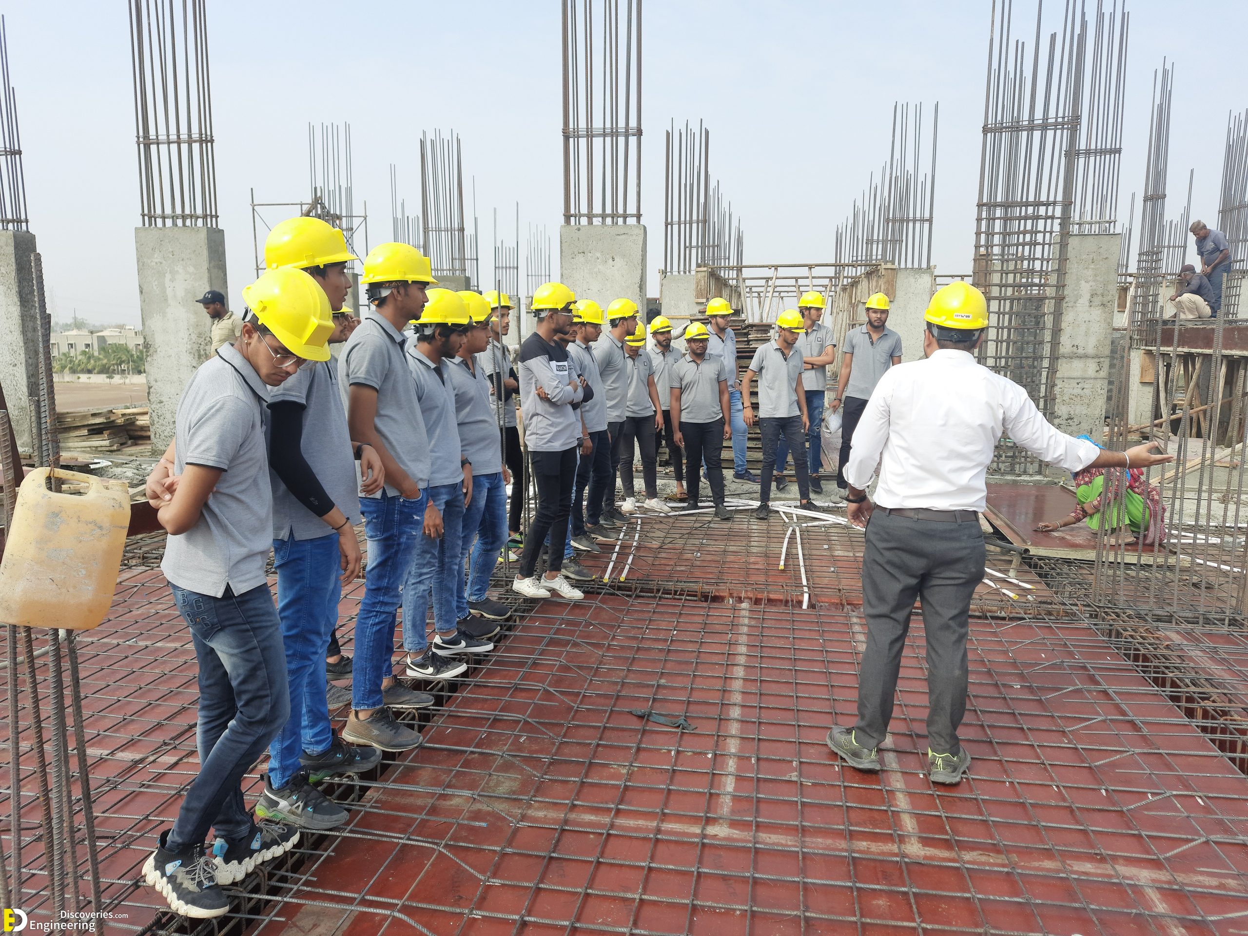 23-engineering-discoveries-behind-the-hard-hats-282B-intimate-glimpses-of-workers-at-the-construction-site-scaled.jpg
