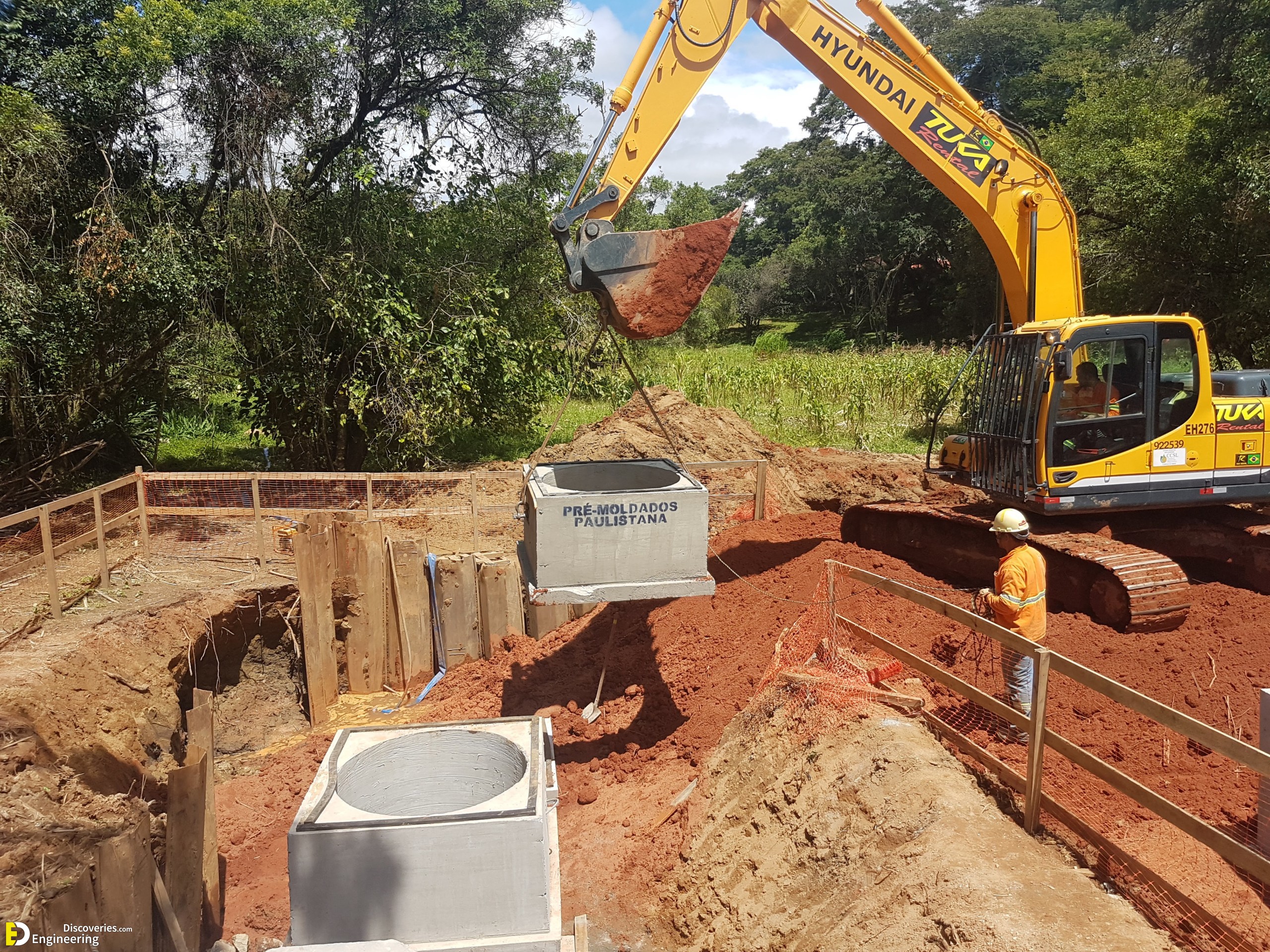 23-engineering-discoveries-how-to-install-concrete-storm-sewer-pipes.jpg