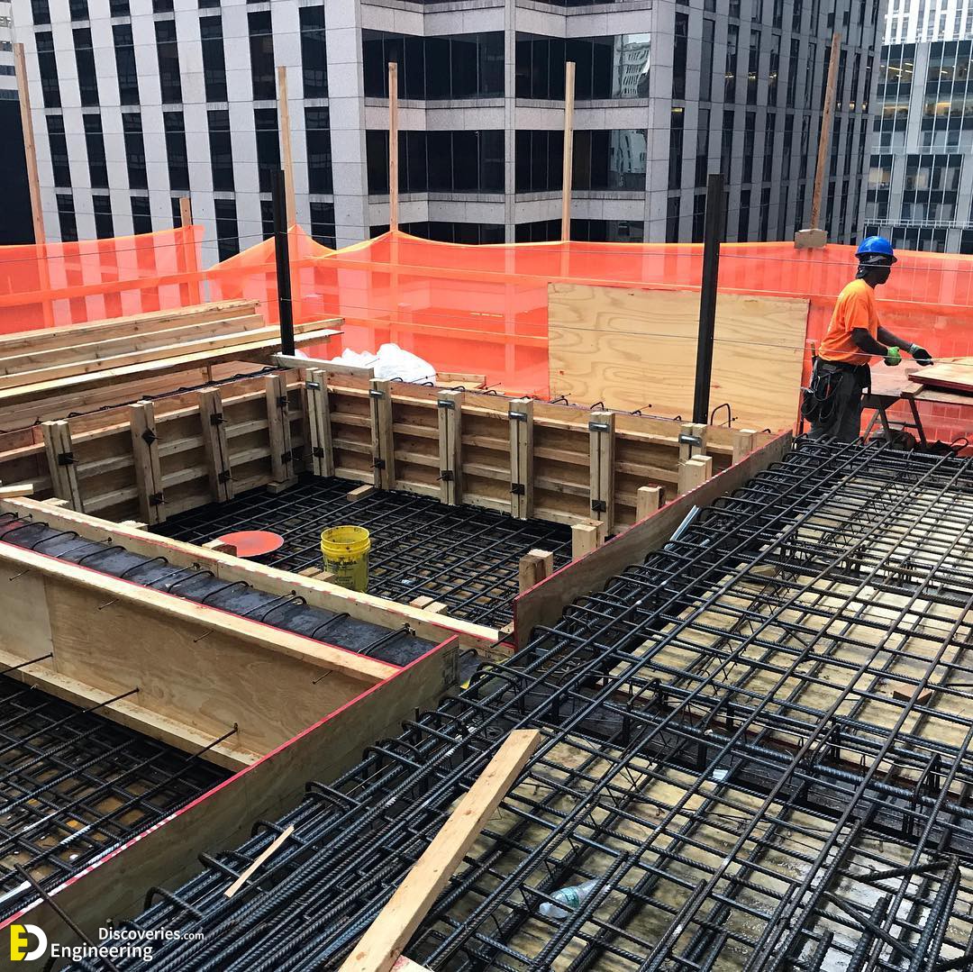 27-engineering-discoveries-behind-the-hard-hats-282B-intimate-glimpses-of-workers-at-the-construction-site.jpg