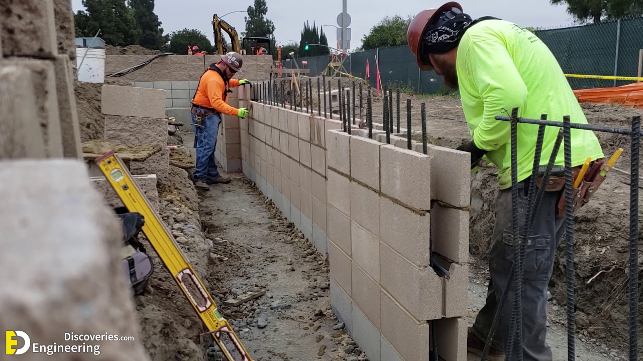 29-engineering-discoveries-292B-stunning-images-revealing-the-beauty-of-hollow-concrete-block-work.jpg