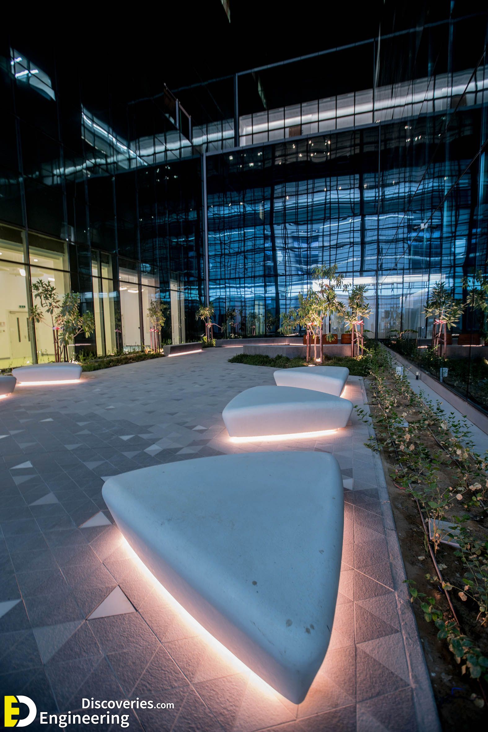 3-engineering-discoveries-innovative-street-seating-with-integrated-led-features.jpg