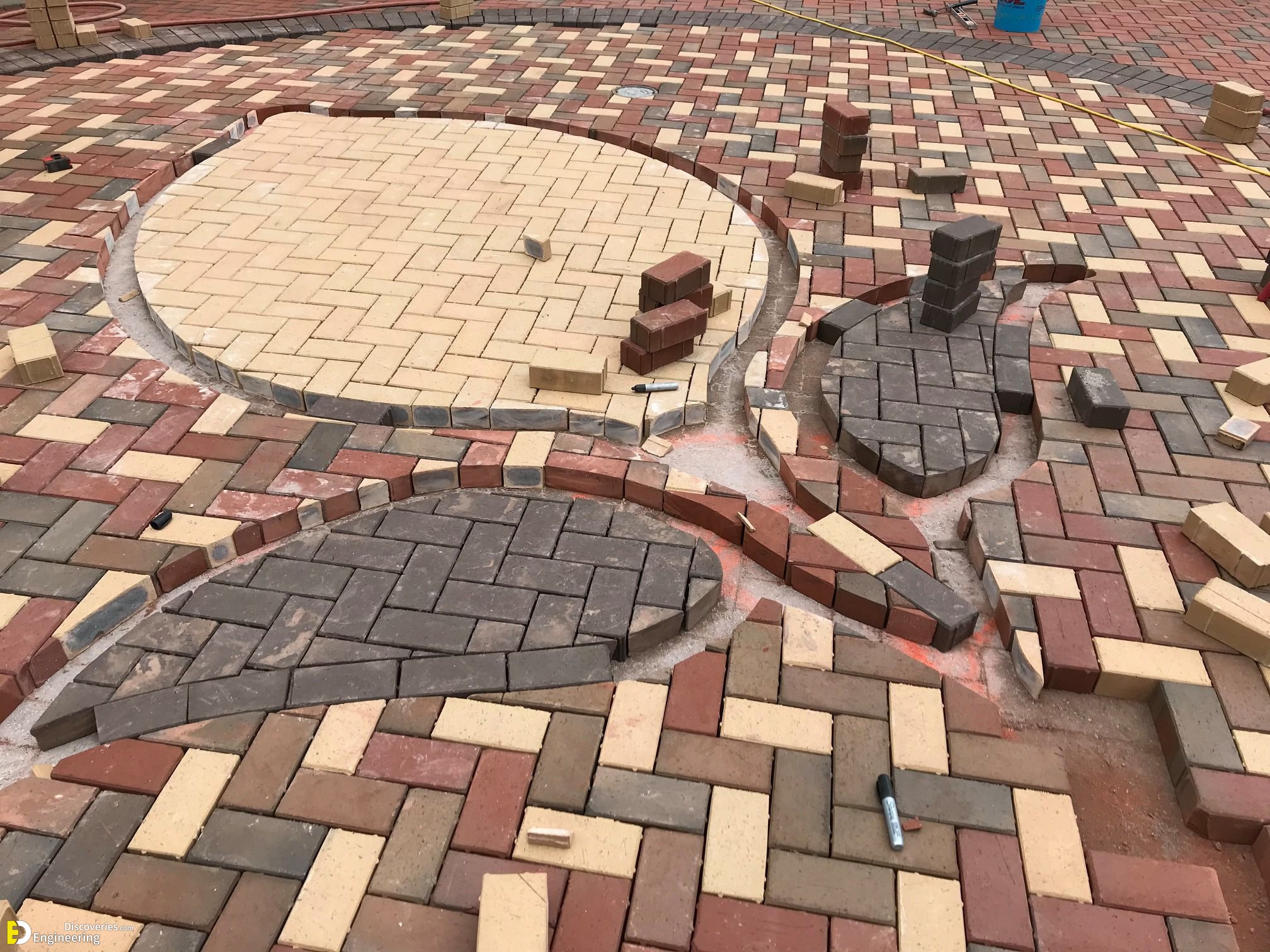 33-engineering-discoveries-discover-the-ultimate-guide-to-crafting-your-outdoor-oasis-with-stunning-stone-and038-brick-walkways.jpg
