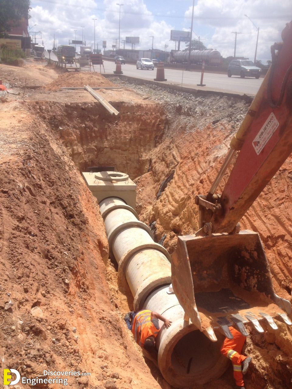 4-engineering-discoveries-how-to-install-concrete-storm-sewer-pipes.jpg