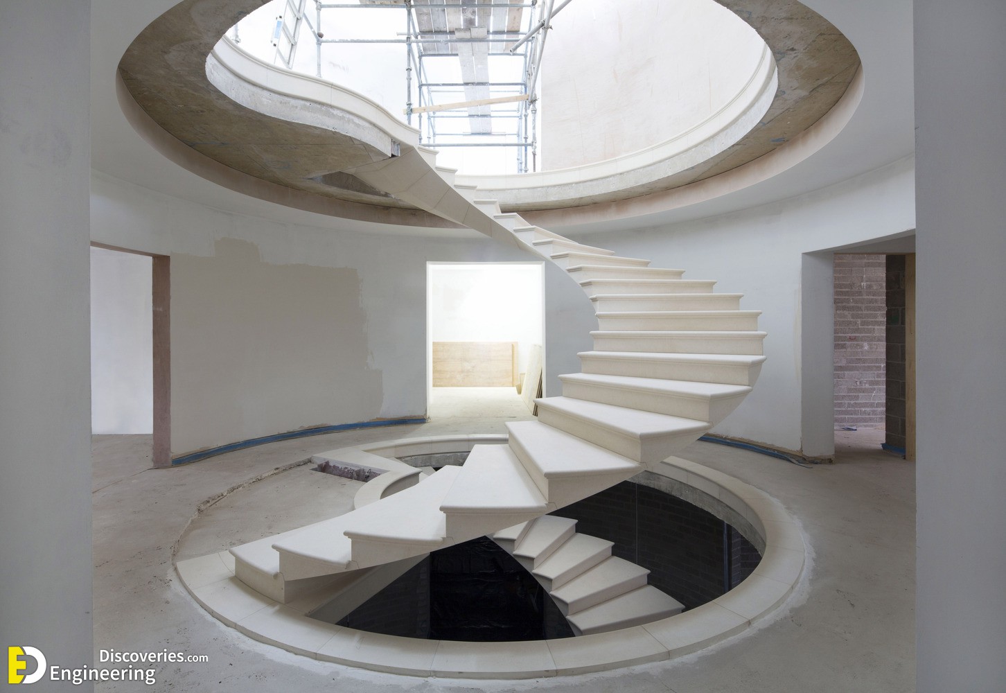 5-engineering-discoveries-step-by-step-guide-calculating-spiral-staircase-dimensions.jpg