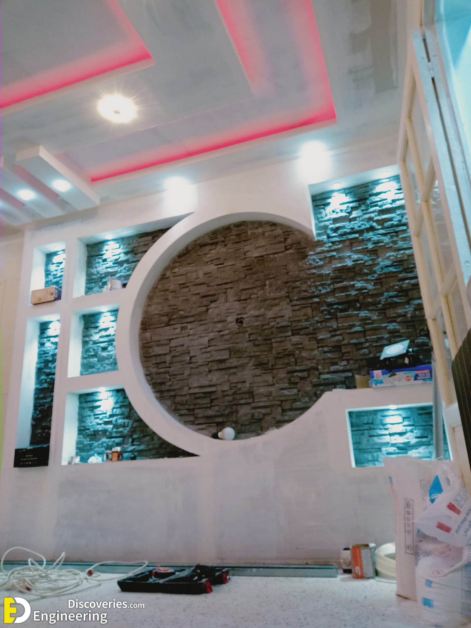 10-engineering-discoveries-luxury-round-gypsum-board-tv-wall-unit-designs.jpg