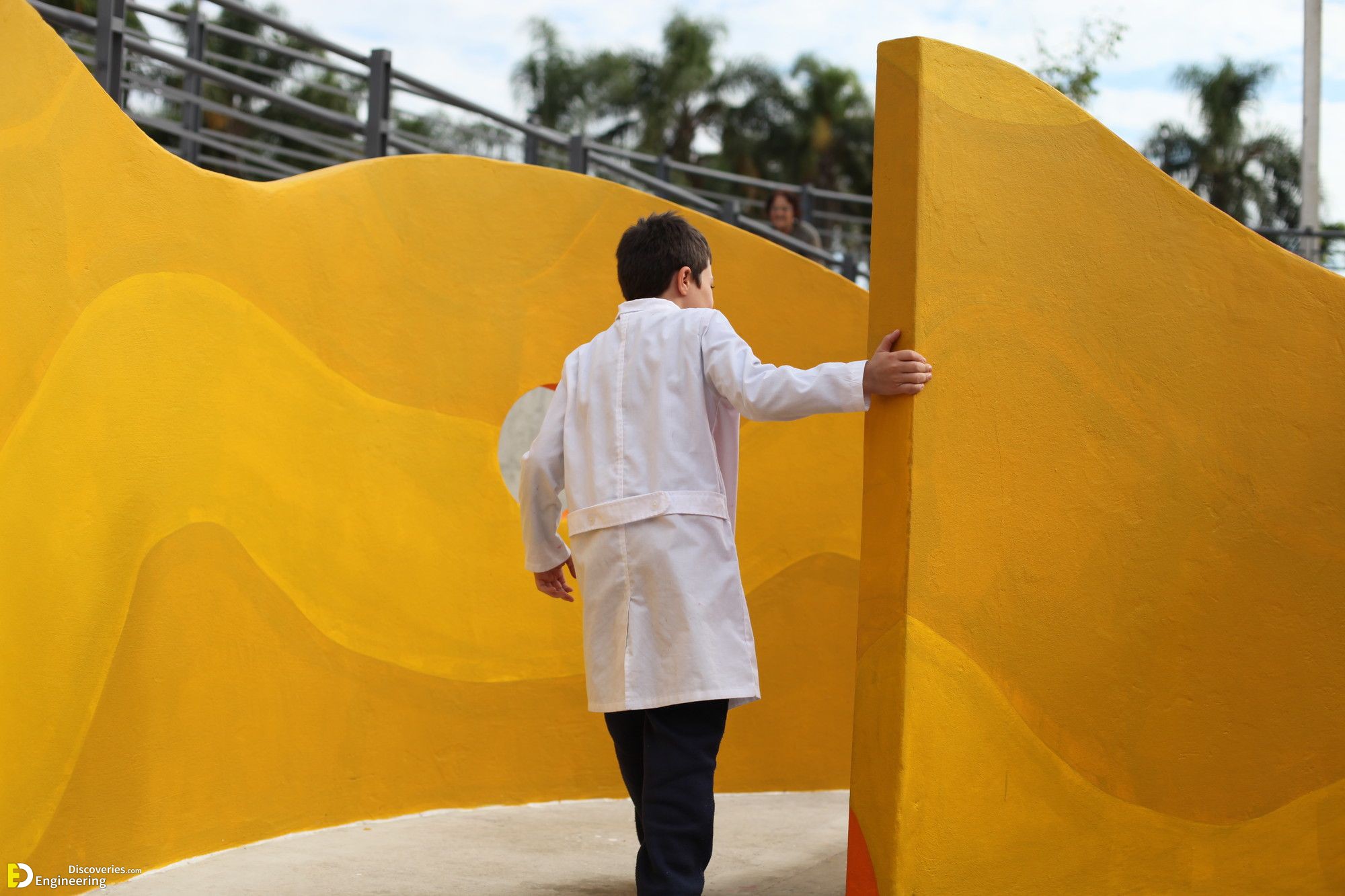 21-engineering-discoveries-how-architecture-helps-blind-people-in-their-daily-lives.jpg