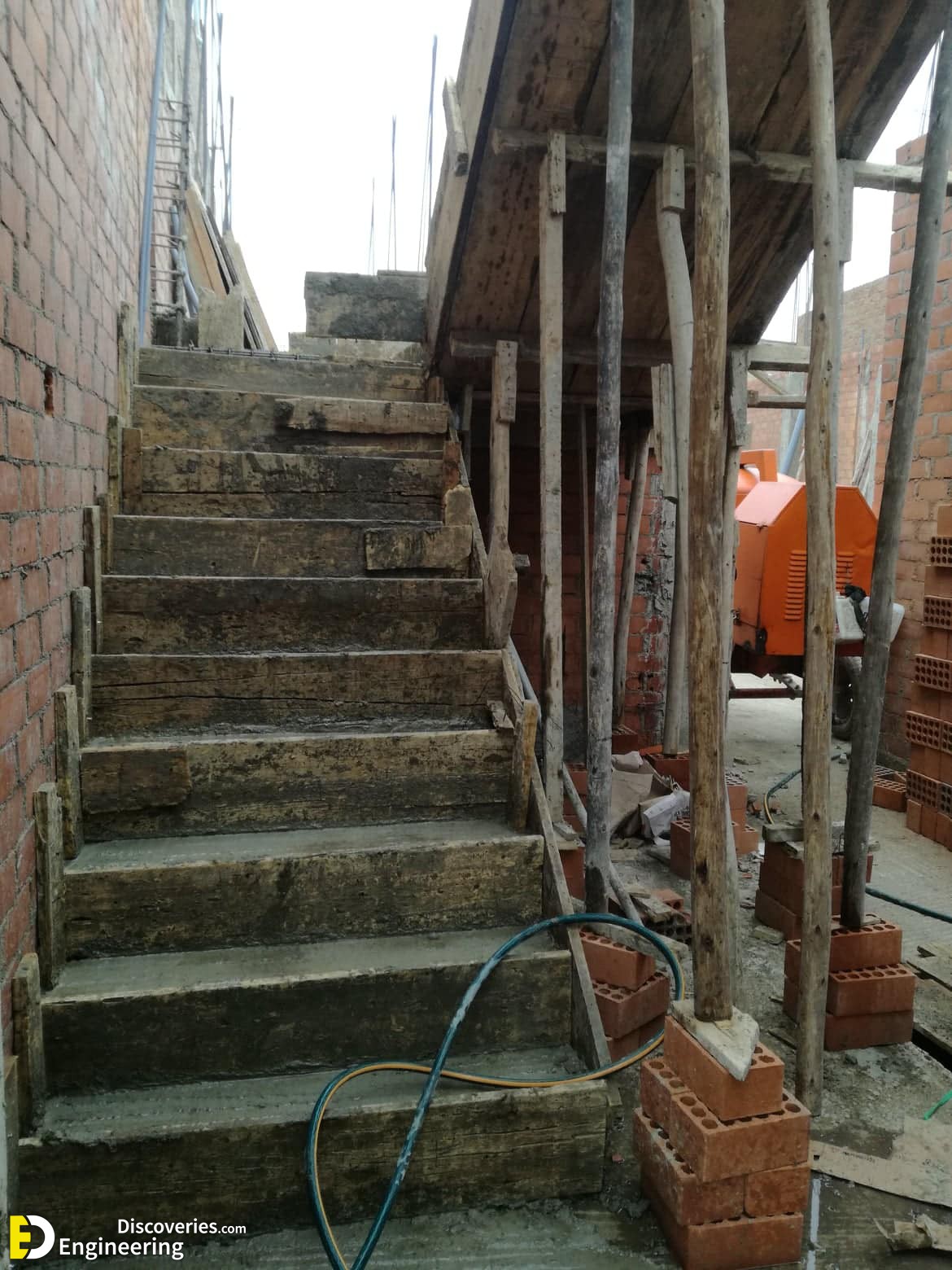 4-engineering-discoveries-rcc-concrete-stair-elements-in-34-captivating-images.jpg
