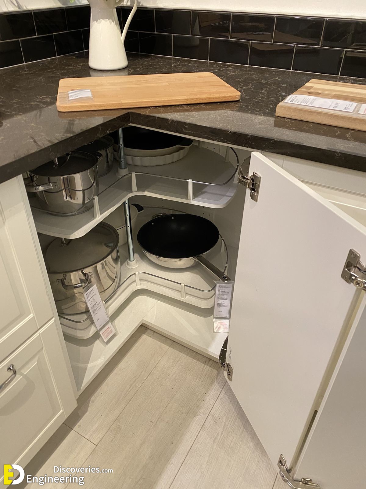 12-engineering-discoveries-tiny-kitchen-no-problem-25-genius-storage-hacks-you-need-to-see.jpg